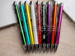 Personalisierter Metall-Kugelschreiber mit Gravur – Hochwertig & elegant