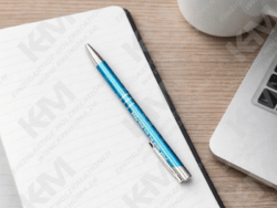 Personalisierter Metall-Kugelschreiber mit Gravur – Hochwertig & elegant