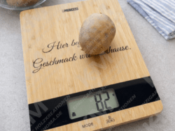 Digitale Küchenwaage aus Bambus – Präzise Messung u. Personalisierte Gravur – Perfekt zum Backen & Kochen