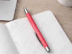 Metall‑Kugelschreiber Softtouch mit Gravur – edler, personalisierter Schriftstift als Geschenk